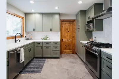 11117 Torrey Pine Road, Truckee, CA 96161 - Photo 9