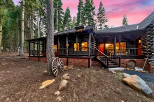 14033 Copenhagen Dr, Truckee, CA 96161 - Photo 3
