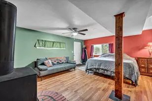 12211 E Sierra Dr, Truckee, CA 96161 - Photo 15