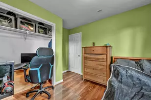 12211 E Sierra Dr, Truckee, CA 96161 - Photo 17