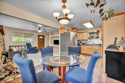 12211 E Sierra Drive, Truckee, CA 96161 - Photo 5