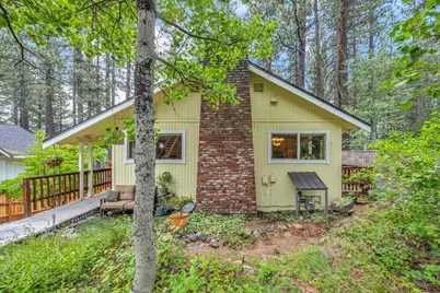 12211 E Sierra Drive, Truckee, CA 96161 - Photo 1