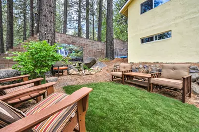 12211 E Sierra Drive, Truckee, CA 96161 - Photo 19