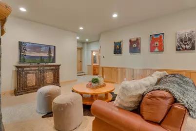 11539 Kitzbuhel Road, Truckee, CA 96161 - Photo 17