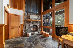 11910 Skislope Way, Truckee, CA 96161 - Photo 9
