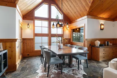 11910 Skislope Way, Truckee, CA 96161 - Photo 7