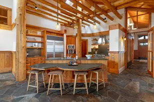 11910 Skislope Way, Truckee, CA 96161 - Photo 5