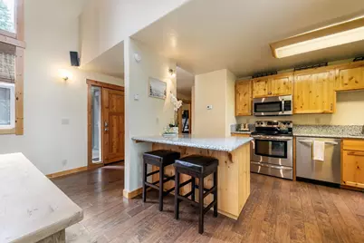14062 Skiview Loop, Truckee, CA 96161 - Photo 9