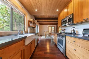 15360 Wolfgang Rd, Truckee, CA 96161 - Photo 11