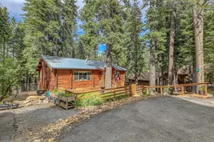 10618 Laurelwood Dr, Truckee, CA 96161 - Photo 23