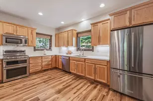 10343 Kimque Ct, Truckee, CA 96161 - Photo 7