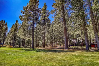 139 Basque, Truckee, CA 96161 - Photo 15