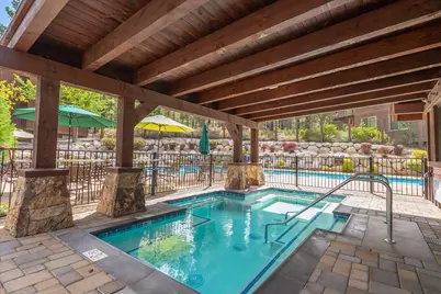 10863 Cinnabar Way #Unit 6, Truckee, CA 96161 - Photo 9