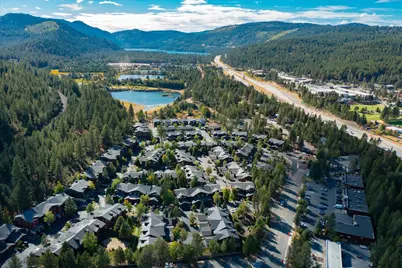 10863 Cinnabar Way #Unit 6, Truckee, CA 96161 - Photo 5
