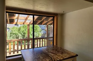 22204 Spruce St, Floriston, CA 96111 - Photo 15