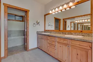 11574 Dolomite Way, Truckee, CA 96161 - Photo 15