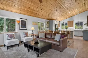 12292 Brookstone Dr, Truckee, CA 96161 - Photo 11