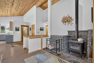 12292 Brookstone Dr, Truckee, CA 96161 - Photo 7