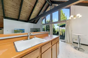 10455 Royal Crest Dr, Truckee, CA 96161 - Photo 11