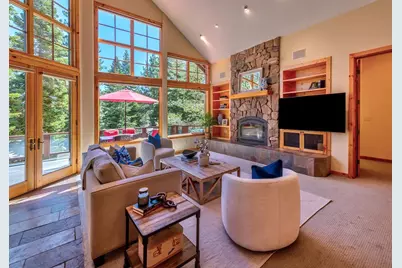 2107 Eagle Feather, Truckee, CA 96161 - Photo 3