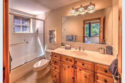 2107 Eagle Feather, Truckee, CA 96161 - Photo 19