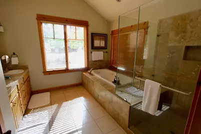 12220 Lookout Loop #F21-11, Truckee, CA 96161 - Photo 9