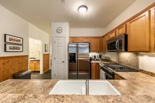 10620 Boulders Rd, Truckee, CA 96161 - Photo 9