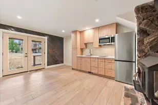 17013 Skislope Way, Truckee, CA 96161 - Photo 31