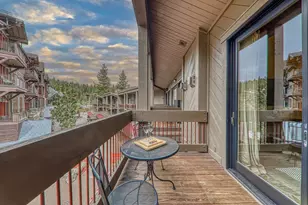 2000 N Village Dr, Truckee, CA 96161 - Photo 25