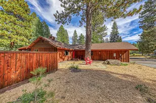 10673 Pine Cone Dr, Truckee, CA 96161 - Photo 3