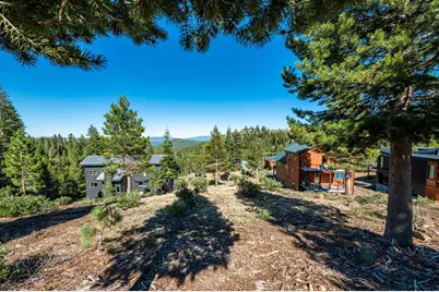 15644 Skislope Way, Truckee, CA 96161 - Photo 9
