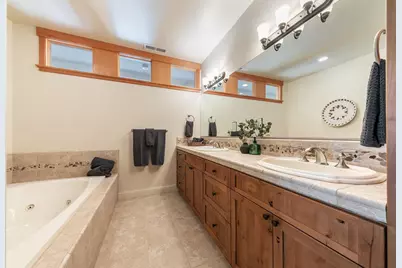 11724 Hope Court #A, Truckee, CA 96161 - Photo 31