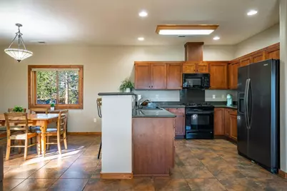 16725 Skislope Way #5, Truckee, CA 96161 - Photo 9