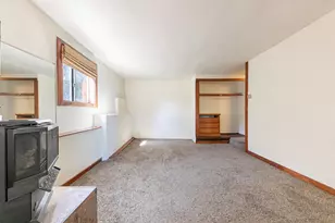 10045 Olympic Dr, Truckee, CA 96161 - Photo 27