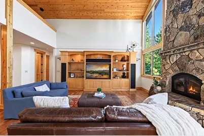 12449 Stockholm Way, Truckee, CA 96161 - Photo 5