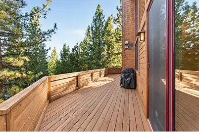 12449 Stockholm Way, Truckee, CA 96161 - Photo 15