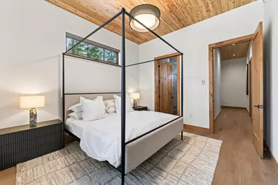 13921 Copenhagen Drive, Truckee, CA 96161 - Photo 27