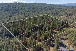 10718 Regency Cir, Truckee, CA 96161 - Photo 1