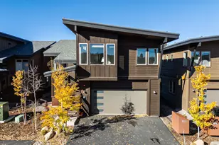 11658 McClintock Loop, Truckee, CA 96161 - Photo 1
