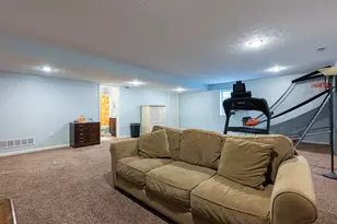 720 Sherwood Dr, Troy, OH 45373 - Photo 23