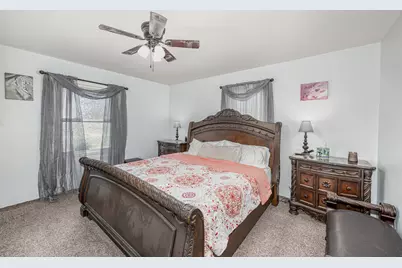 9 E Silver Street, Wapakoneta, OH 45895 - Photo 13