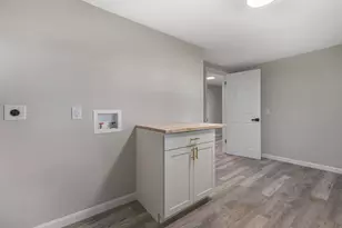 5125 Shiloh Springs Rd, Dayton, OH 45426 - Photo 23