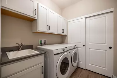 1505 Kingsgate Road, Springfield, OH 45502 - Photo 15