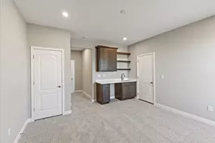 407 S Landon Ln, Springfield, OH 45505 - Photo 15