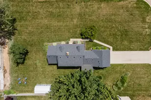 1565 Ridgeview Ct, Piqua, OH 45356 - Photo 9