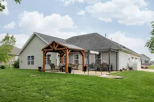 725 Loxley Ln, Troy, OH 45373 - Photo 11