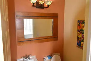 1815 S Franklin Park, Columbus, OH 43205 - Photo 9
