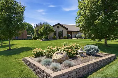 610 Stonecress Drive, Tipp City, OH 45371 - Photo 3
