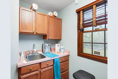 860 E Franklin Street #Unit D, Centerville, OH 45459 - Photo 13