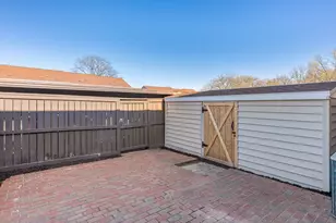 2416 Rona Village Blvd, Fairborn, OH 45324 - Photo 19